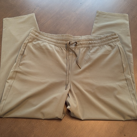 Southern Tide Casey Pants - Picture 2 of 7